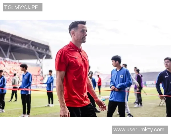 海港俱乐部瞄准周定洋目标明确双方已展开深入洽谈