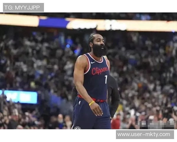 小里认为哈登应获双MVP库里与字母哥的荣誉应归他一份