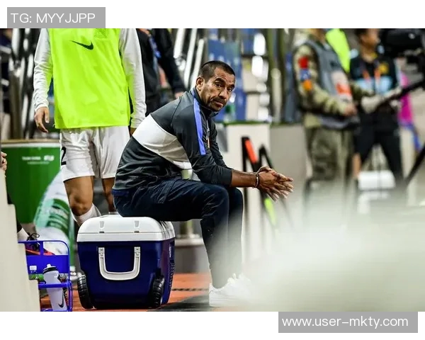 豪泽坚定信念:球队始终追求胜利标准不变 豪泽坚定信念:球队始终追求胜利标准不变